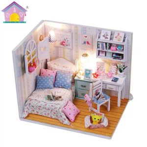 Dívčí ložnice DIY dřevěný dům